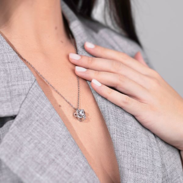 LK_SARA_600x600_V2-2