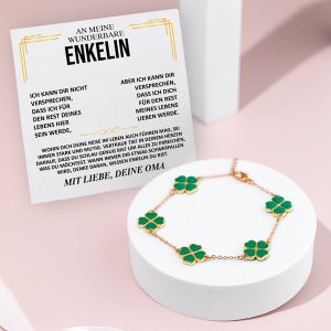 Von der Oma an die Enkelin | ORIANA_CHARMBRACELET